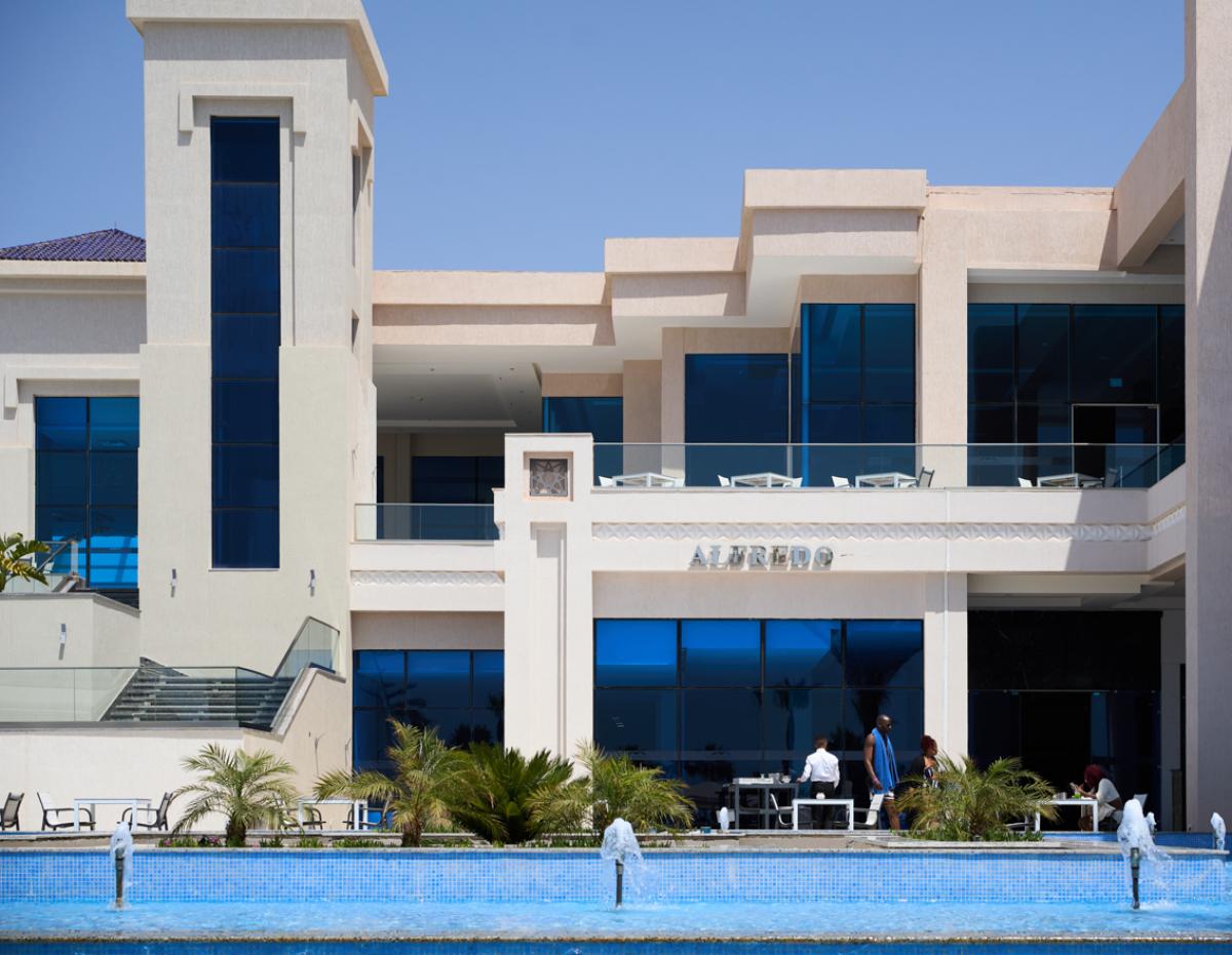 Alfredo_Restaurant_3-1209